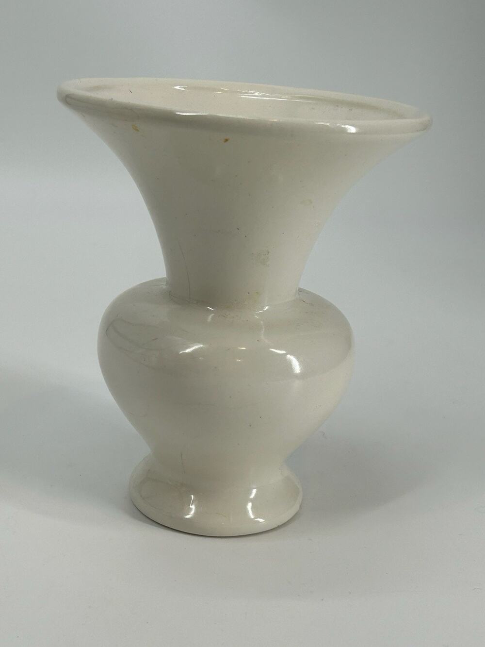 Royal Haeger Pottery Art Deco White Vase 7”